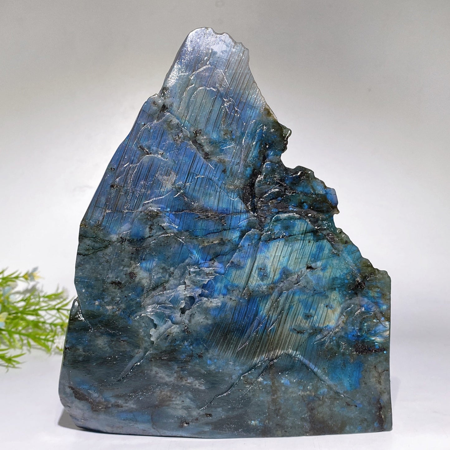 Unique Hand Carved Labradorite Landscape Pavilions Free Form Crystal Healing Bulk Wholesale