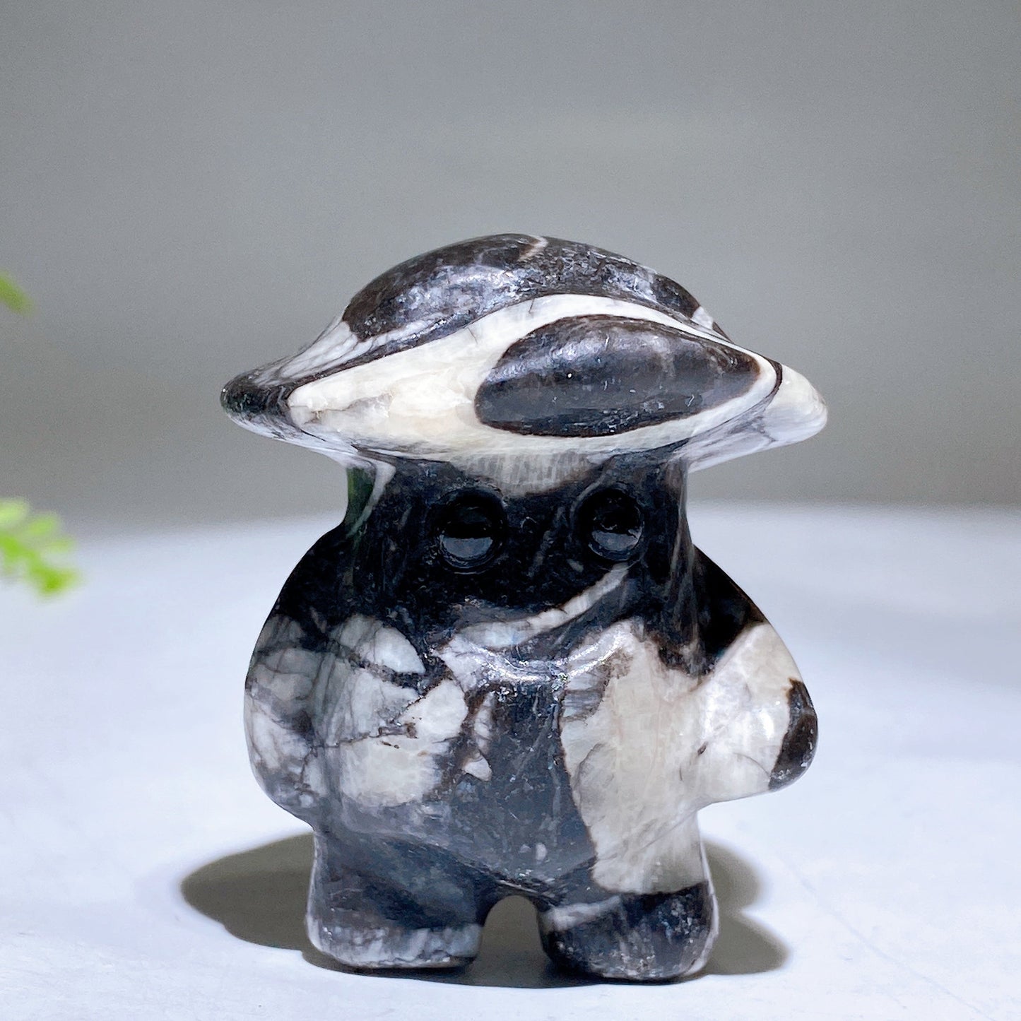 1.9" Mixed Crystal Mushroom Kid Carving Wholesale