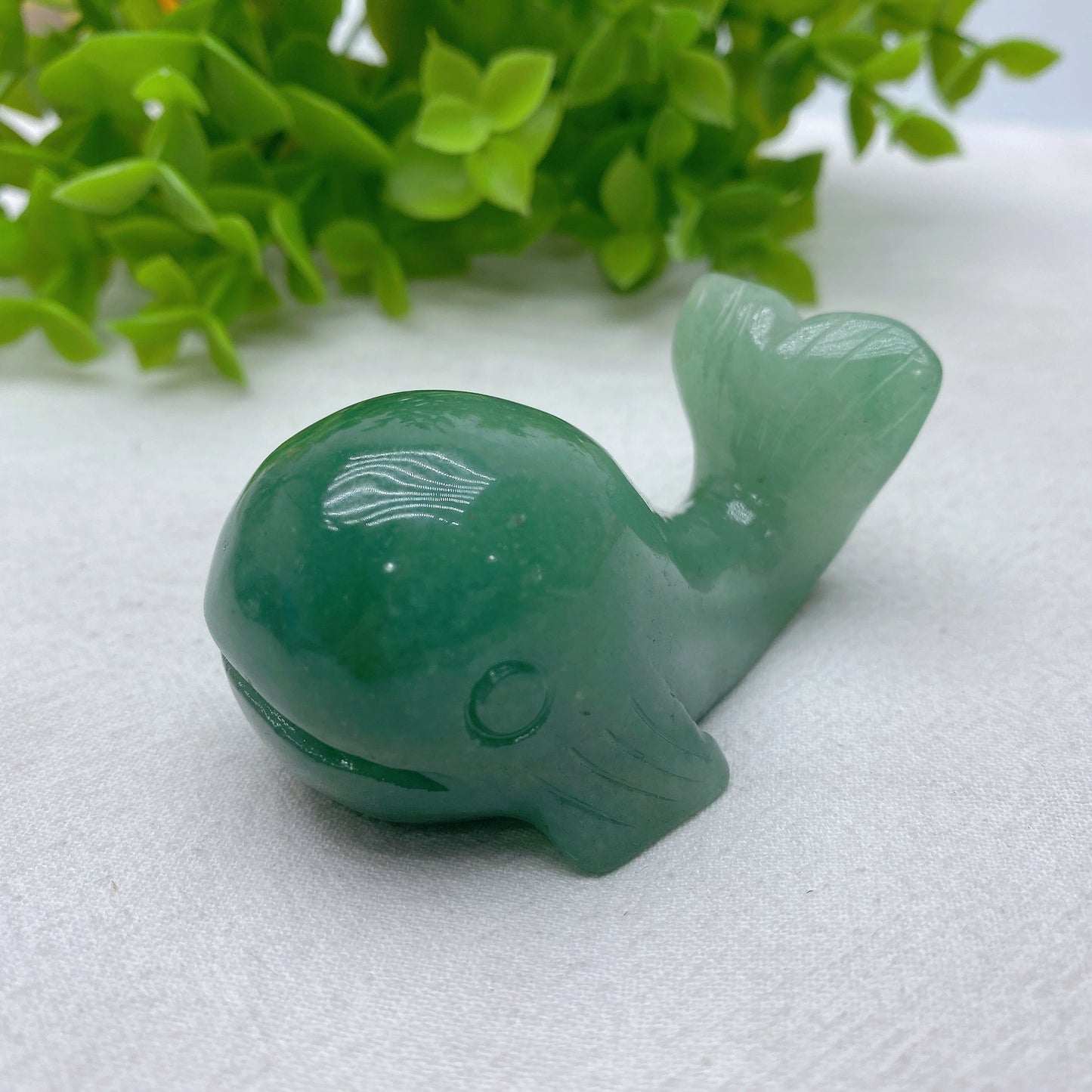 2.3" Mixed Crystal Whale Bulk Wholesale