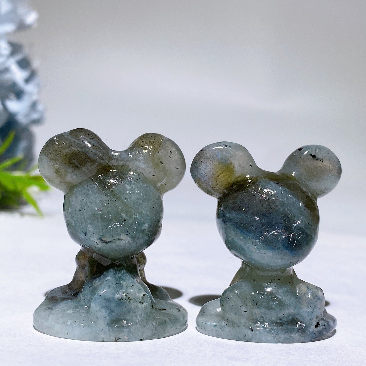 1.4" Crystal Mickey Minnie Carving Crystal Healing Bulk Wholesale