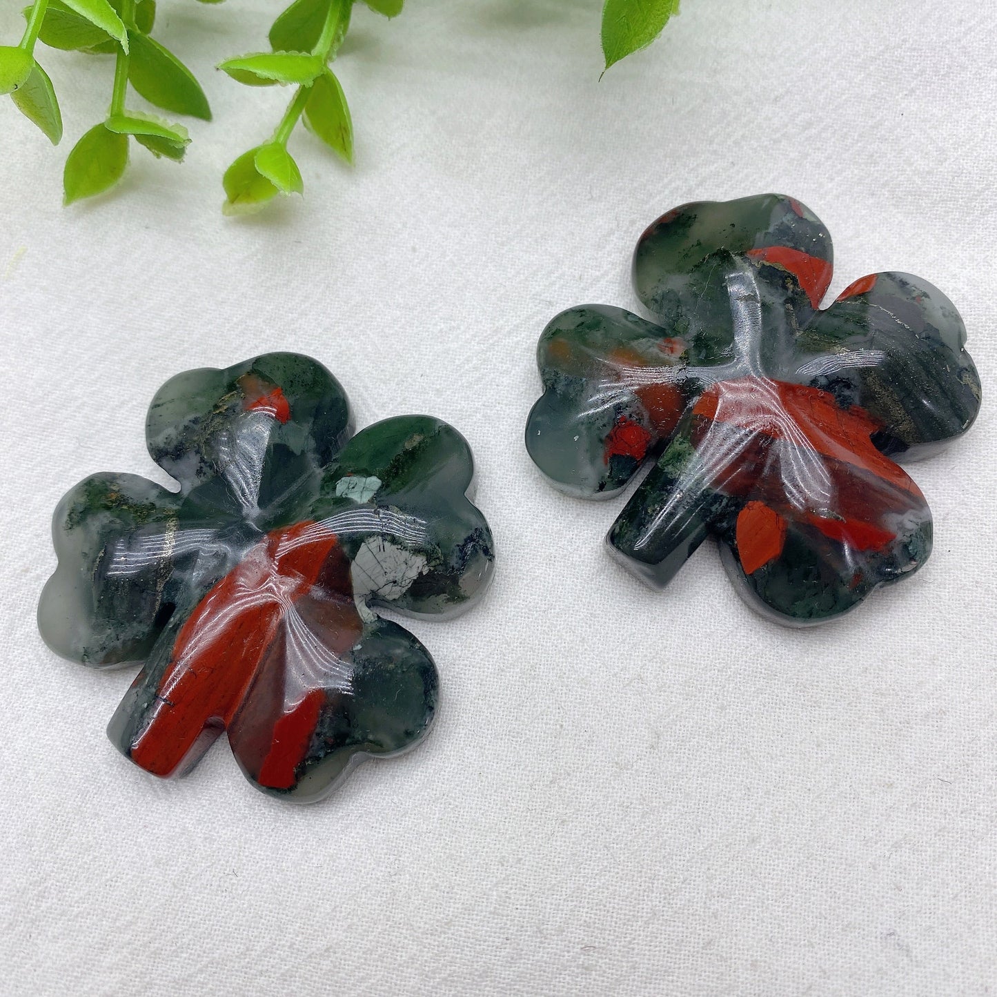 2.0" Emerald Jade Blood Stone Four-leaf Clovers