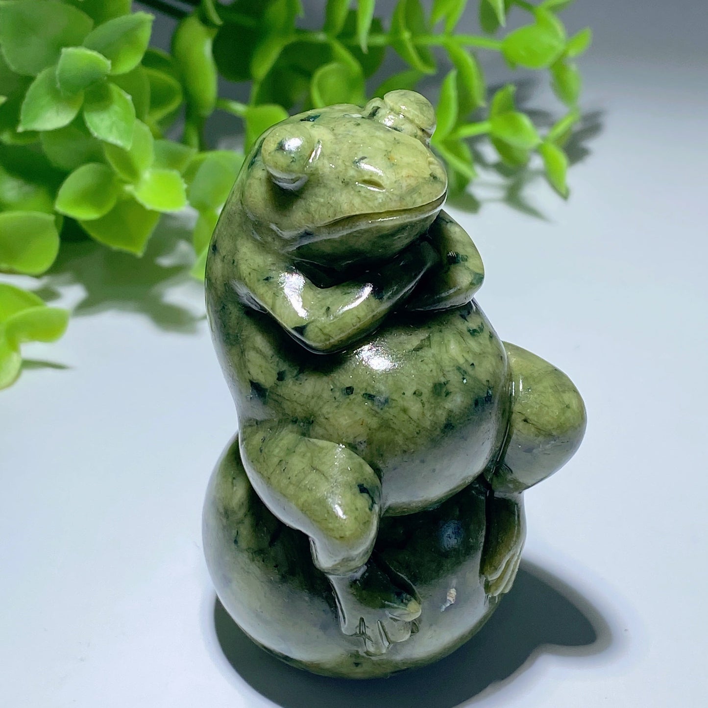 3.0" Serpentine Frog On Ball Carving Bulk Wholesale