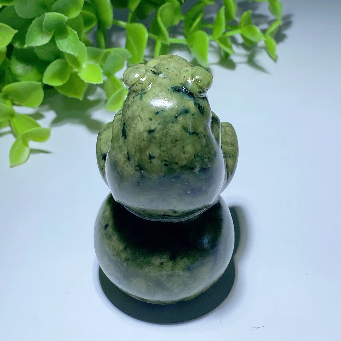 3.0" Serpentine Frog On Ball Carving Bulk Wholesale