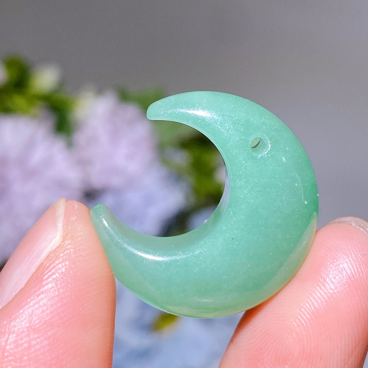 25mm Crystal Driled Moon Pendant Crystal Healing Bulk Wholesale