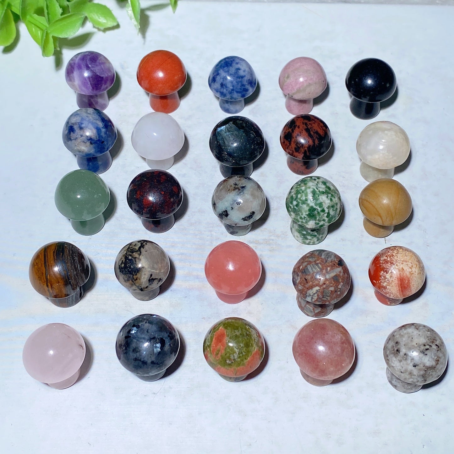 20mm Mixed Crystal Mini Mushroom Carvings Bulk Wholesale