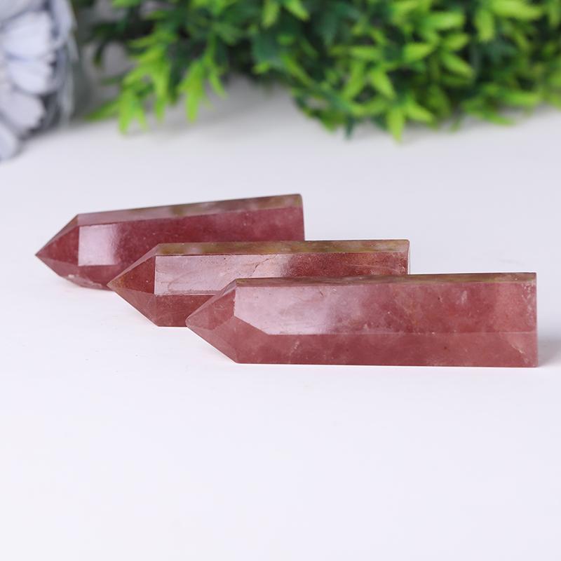 Wholesale Natural Crystal Tower Wand Strawberry Quartz Point for Decoration Crystal wholesale suppliers