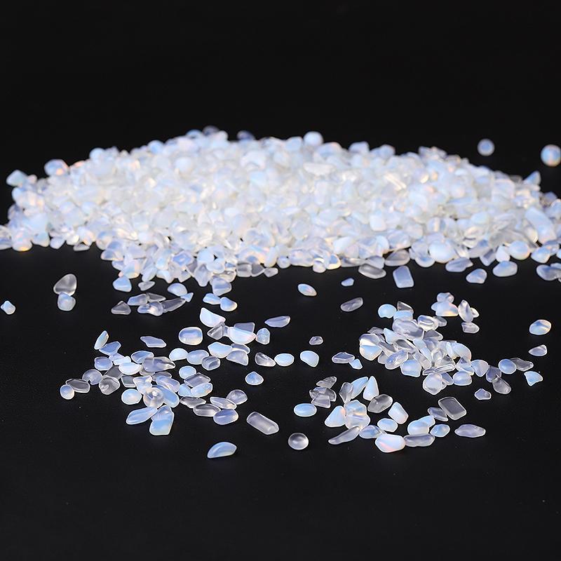 0.1kg Different Size Opalite Chips Crystal Chips for Decoration Crystal wholesale suppliers