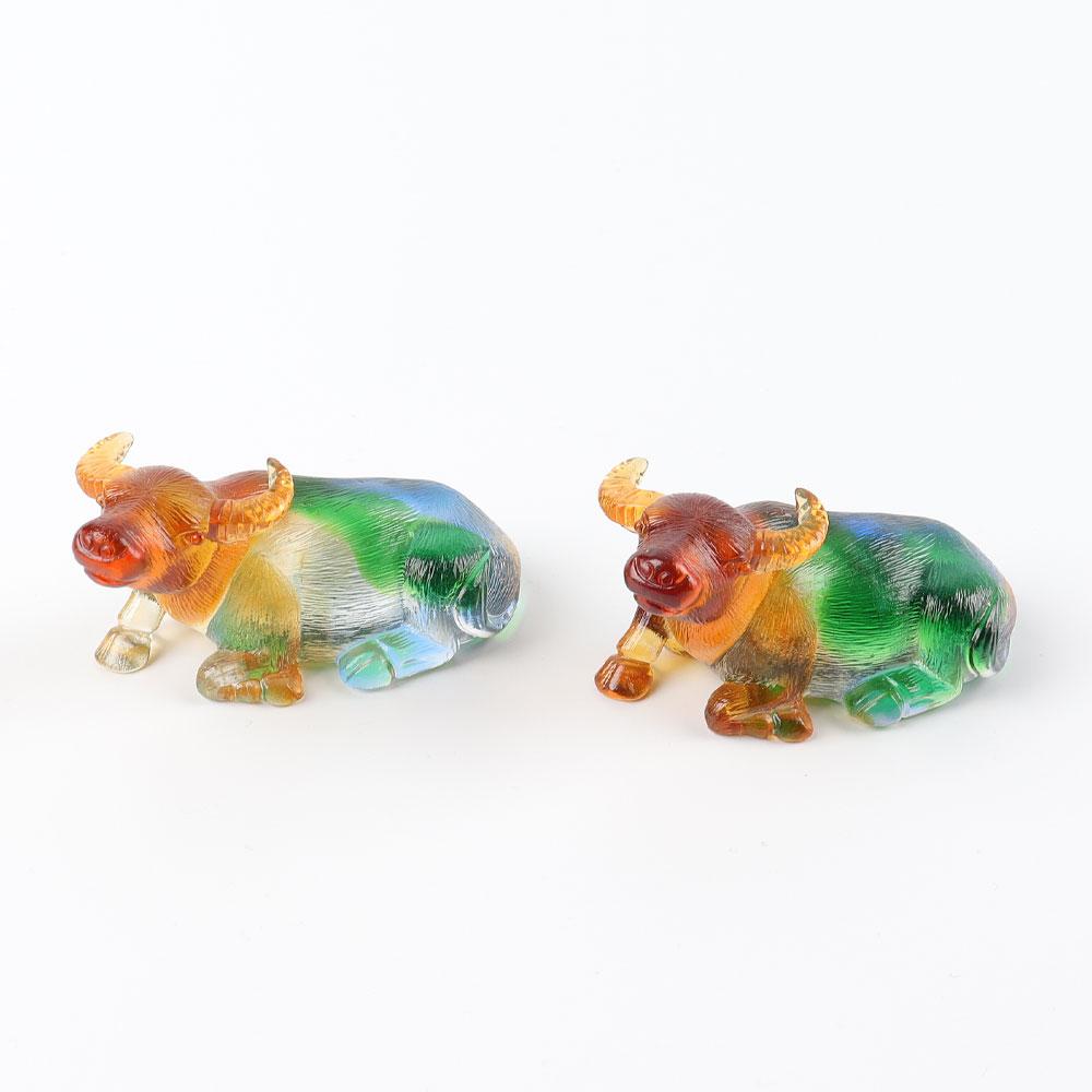 Handmade Colored Glaze Liuli Buffalo Crystal Carvings Crystal wholesale suppliers