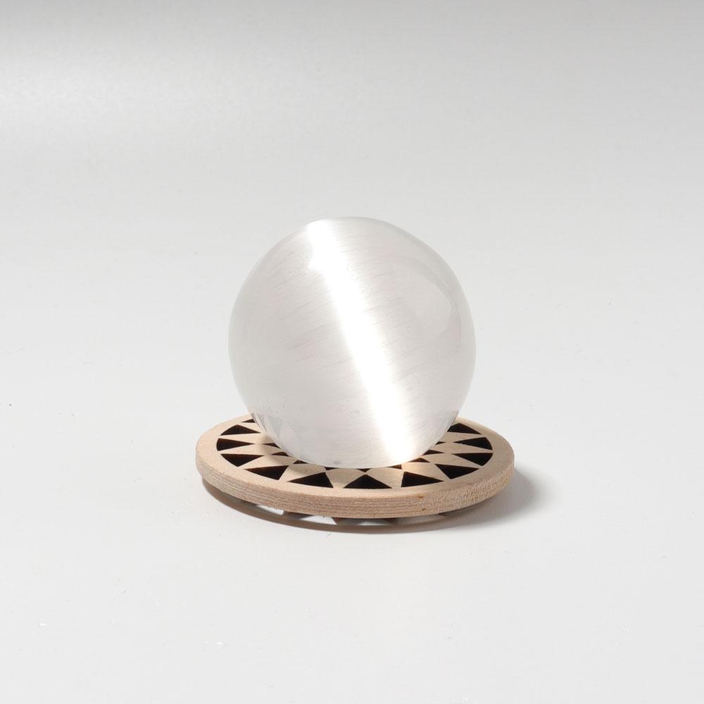 1.5" Selenite Sphere Crystal wholesale suppliers