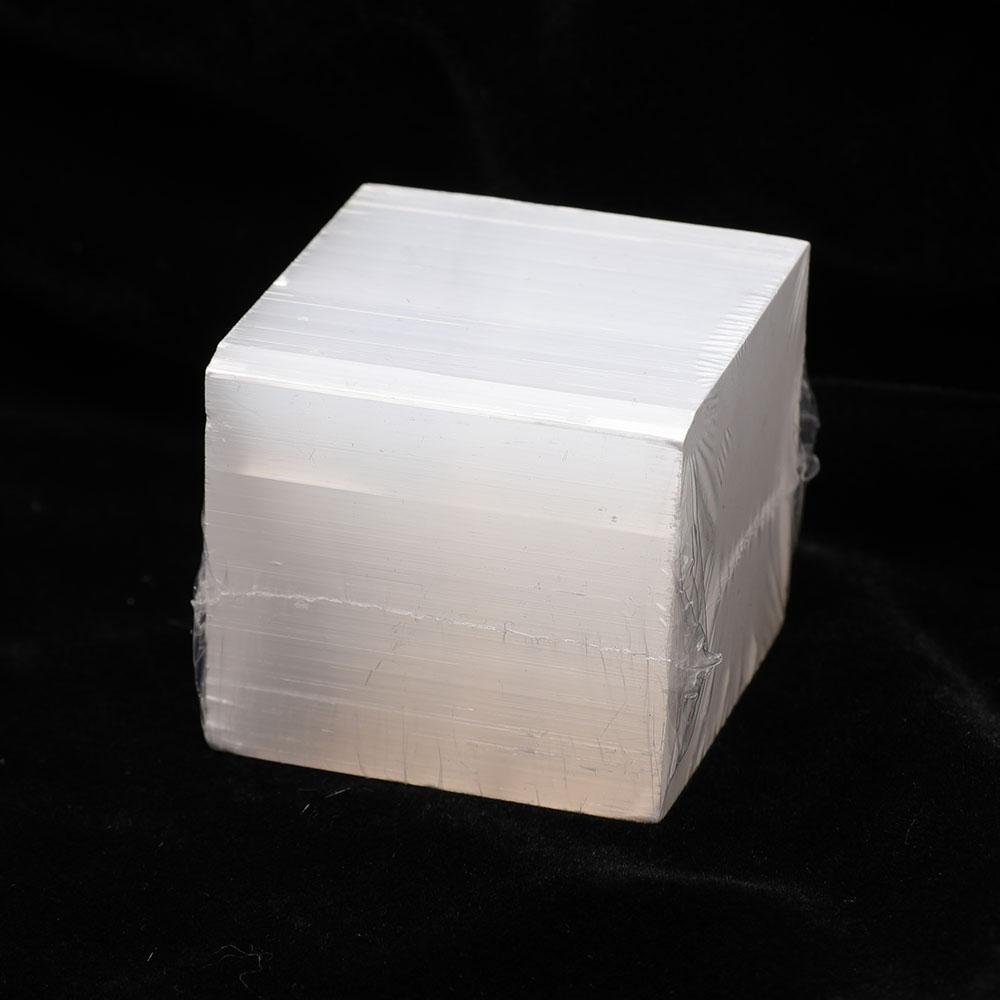 1.8"  220g/pc Selenite Cubes Crystal wholesale suppliers